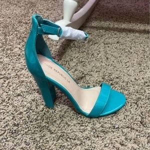 Open toe heels